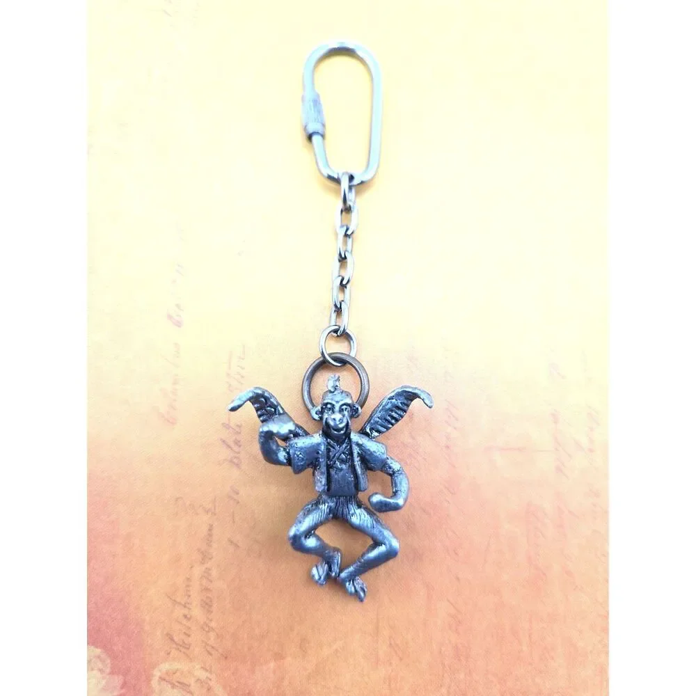 Vintage Pewter Wizard of Oz Flying Monkey Keychain 1998 Comstock  4.25